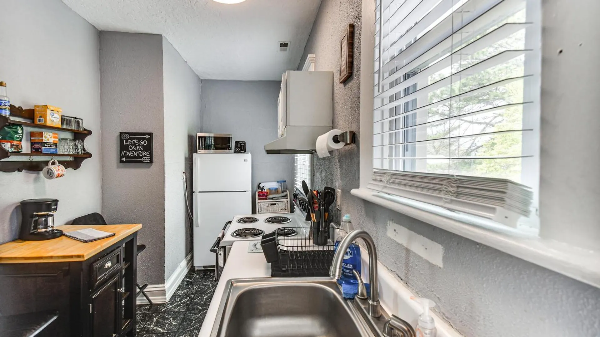 Norfolk Apartment 1 Mi To Ocean View Beach Park! North Camellia Acres 0*,