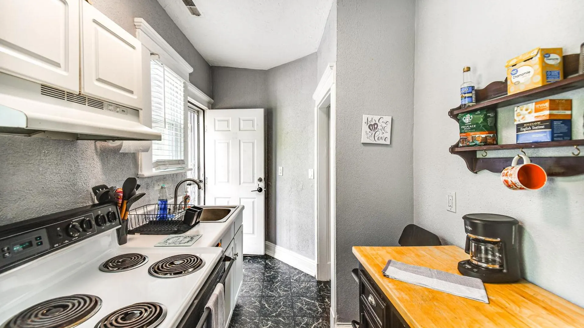 Norfolk Apartment 1 Mi To Ocean View Beach Park! North Camellia Acres